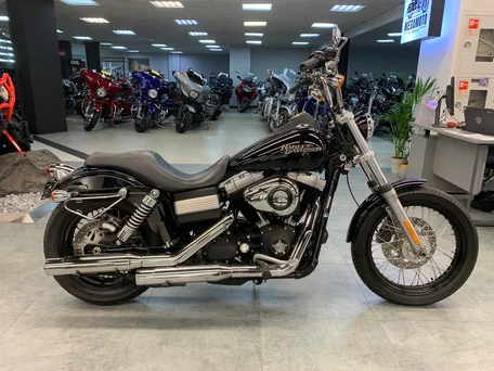 2010 Harley-Davidson Street Bob, чёрный, 855000 рублей, вид 1