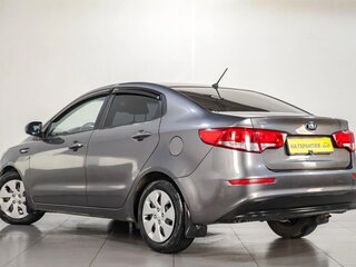2015 Kia Rio III Рестайлинг, серый, 1049000 рублей, вид 4