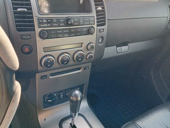 2007 Nissan Pathfinder III, белый, 1410000 рублей - вид 14