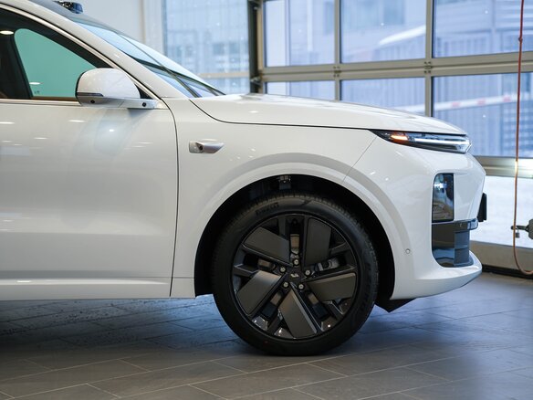 2025 Li Auto (Lixiang) L6 I, белый, 6890000 рублей - вид 16