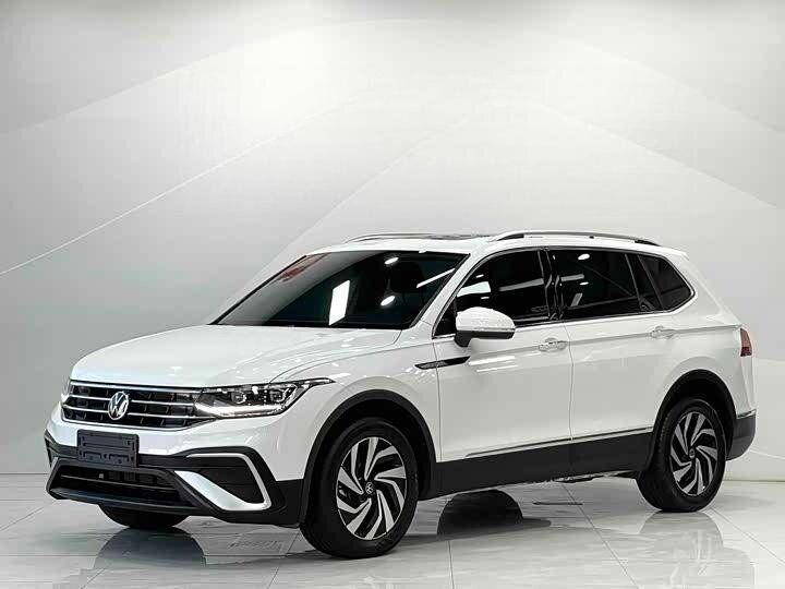 Открыть фотографии: Volkswagen Tiguan II Рестайлинг