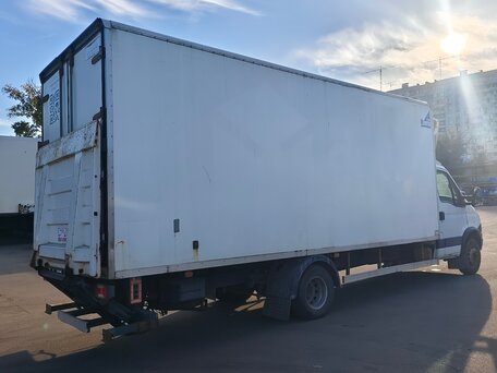 2013 Iveco Daily, белый, 2100000 рублей, вид 4