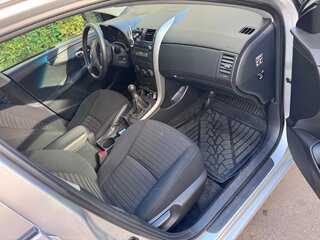 2008 Toyota Corolla X (E140, E150), серебристый, 580000 рублей, вид 5