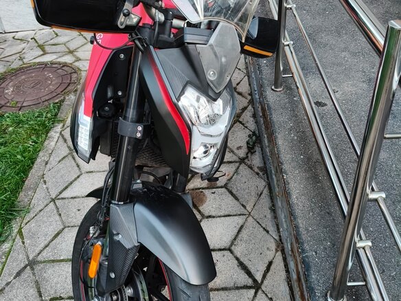 2021 Voge 300R, красный
