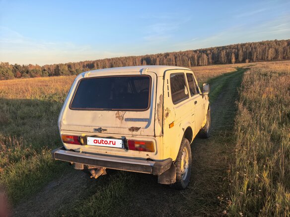 1982 Lada (ВАЗ) 2121 (4x4) I, белый, 125000 рублей - вид 2