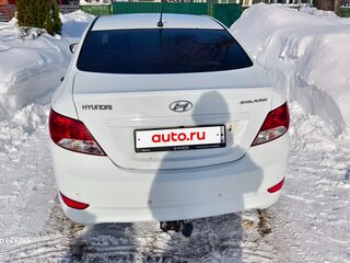 2013 Hyundai Solaris I, белый, 480000 рублей, вид 4