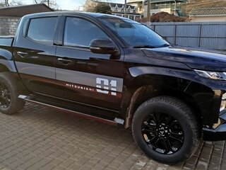 2023 Mitsubishi L200 V Рестайлинг, чёрный, 4400000 рублей, вид 4