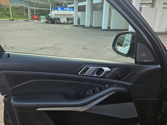 2019 BMW X5 M50d IV (G05/G18), зелёный, 5299000 рублей - вид 13