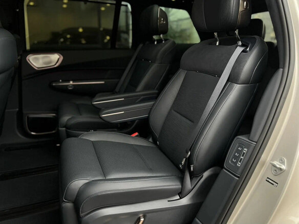 2026 Lynk & Co 900, серебристый, 7444000 рублей - вид 22