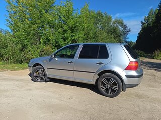 2002 Volkswagen Golf IV, серебристый, 360000 рублей, вид 5