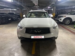 2015 Infiniti QX70, белый, 1600000 рублей, вид 1