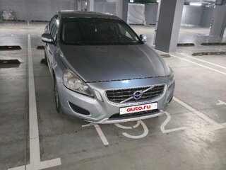 2011 Volvo S60 II, серебристый, 600000 рублей, вид 2