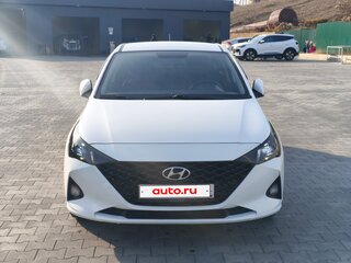 2020 Hyundai Solaris II Рестайлинг, белый, 1200000 рублей, вид 5