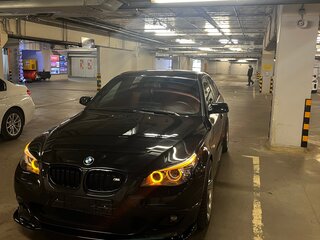 2008 BMW 5 серии 530xi V (E60/E61) Рестайлинг, чёрный, 1500000 рублей, вид 2