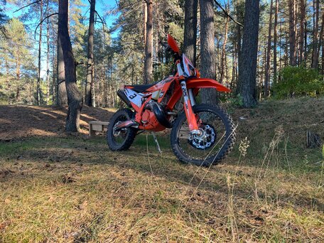 2024 KTM 300 EXC, оранжевый, 850000 рублей, вид 3