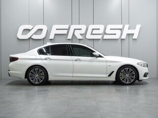 2017 BMW 5 серии 530i VII (G30/G31/G38), белый, 2699000 рублей, вид 5