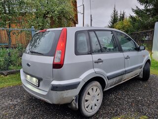 2006 Ford Fusion I Рестайлинг, серебристый, 320000 рублей, вид 3