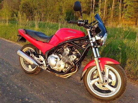 1991 Yamaha XJ400, красный, 380000 рублей, вид 1