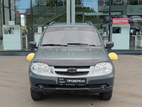 2016 Chevrolet Niva I Рестайлинг, серый, 649000 рублей, вид 2
