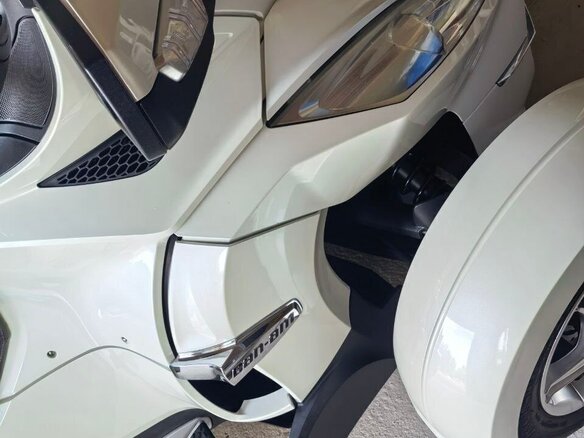 2011 BRP Can-Am Spyder, белый, 1500000 рублей - вид 19