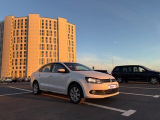 2012 Volkswagen Polo V, белый, 695000 рублей, вид 2