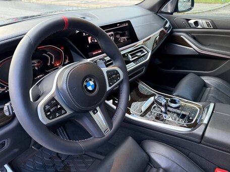 2019 BMW X5 30d IV (G05/G18), чёрный, 7150000 рублей, вид 4