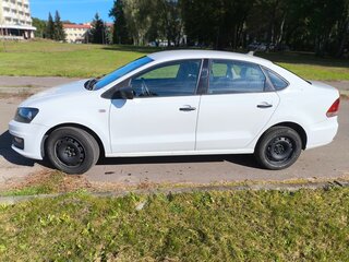 2018 Volkswagen Polo V Рестайлинг, белый, 980000 рублей, вид 5