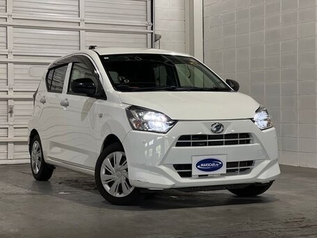 Daihatsu Mira e:S II