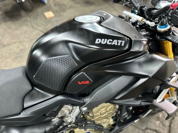 2022 Ducati Streetfighter V4, чёрный, 1950000 рублей - вид 12