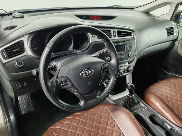 2015 Kia Ceed II, коричневый - вид 18