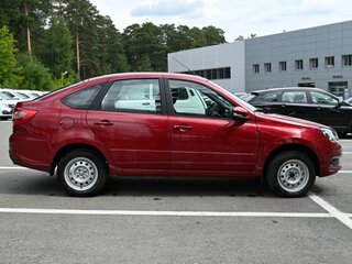 2026 Lada (ВАЗ) Granta I Рестайлинг, красный, 1118000 рублей, вид 3