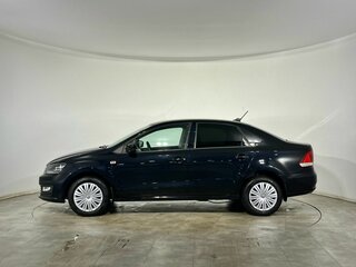 2017 Volkswagen Polo V Рестайлинг, чёрный, 1012000 рублей, вид 2