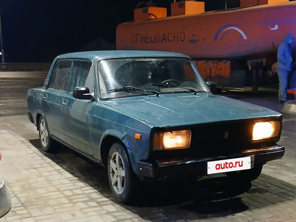 2006 Lada (ВАЗ) 2105, зелёный, 100000 рублей