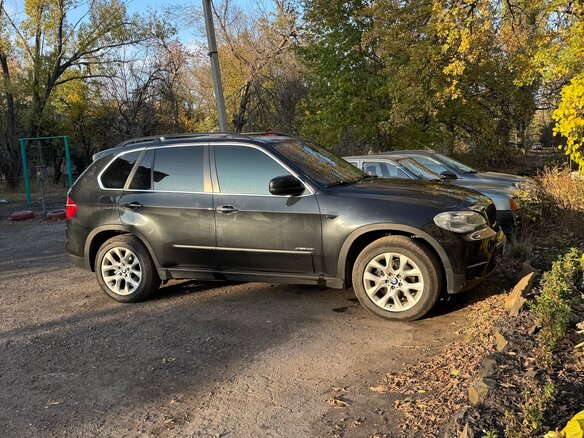 2013 BMW X5 35i II (E70) Рестайлинг, чёрный, 2000000 рублей - вид 1