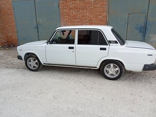 2006 Lada (ВАЗ) 2107, белый, 180000 рублей, вид 4