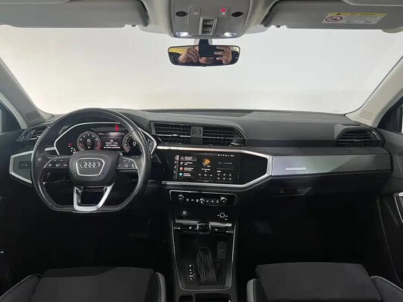 2021 Audi Q3 35 TFSI II (F3), белый, 2650000 рублей - вид 9