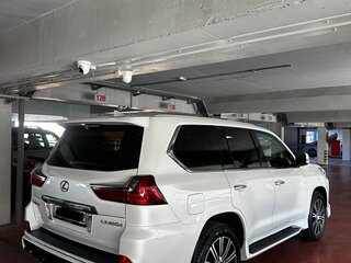 2017 Lexus LX 450d III Рестайлинг 2, белый, 9400000 рублей, вид 3