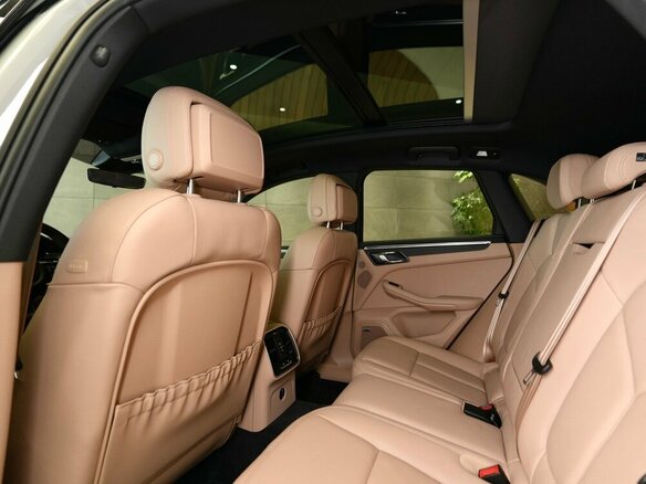 2025 Porsche Macan I Рестайлинг 2, серый, 11999000 рублей - вид 15