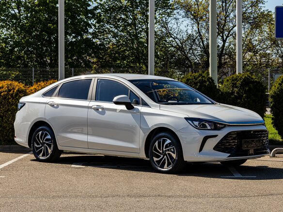 2025 BAIC U5 Plus, белый, 2380000 рублей - вид 2