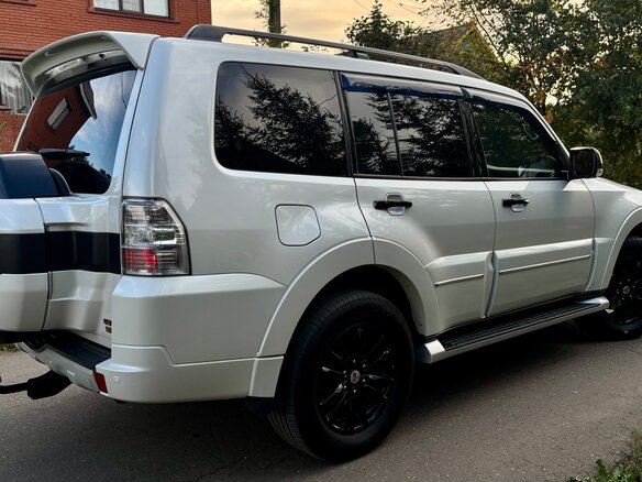 2019 Mitsubishi Pajero IV Рестайлинг 2, белый - вид 7