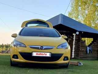 2012 Opel Astra GTC J Рестайлинг, жёлтый, 1050000 рублей, вид 2