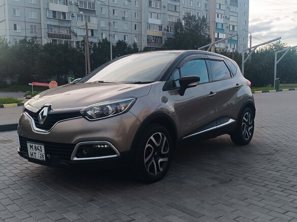 2014 Renault Captur I, коричневый