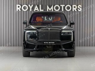 2025 Rolls-Royce Cullinan Black Badge I Рестайлинг (Series II), чёрный, 69800000 рублей, вид 2