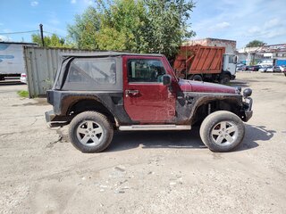 2008 Jeep Wrangler III (JK), красный, 1750000 рублей, вид 4