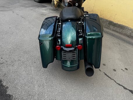 2021 Harley-Davidson Road Glide Special, зелёный, 2350000 рублей, вид 2