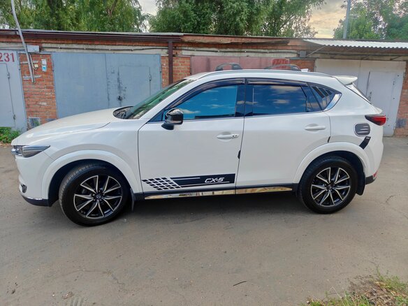 2017 Mazda CX-5 II, белый, 2400000 рублей - вид 5