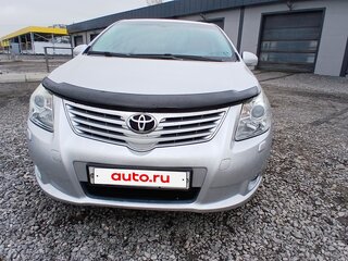 2009 Toyota Avensis III, серебристый, 1050000 рублей, вид 1