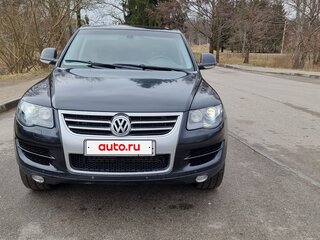 2008 Volkswagen Touareg I Рестайлинг, чёрный, 650000 рублей, вид 1