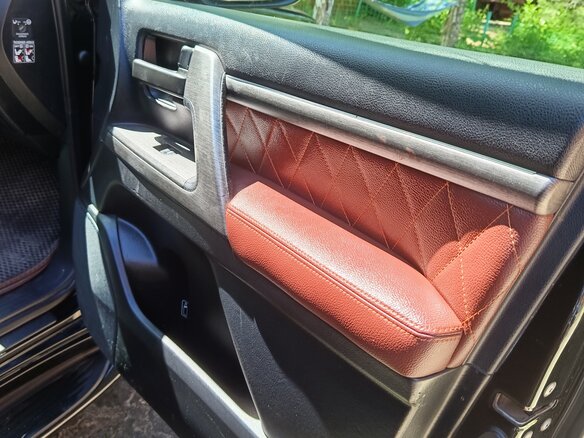 2008 Toyota Land Cruiser 200 Series, чёрный - вид 22