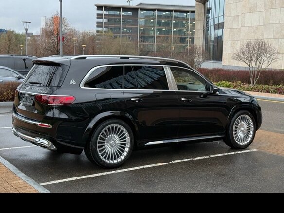 2022 Mercedes-Benz Maybach GLS 600 I, чёрный, 21000000 рублей - вид 8